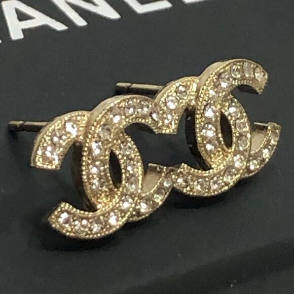 CHANEL CC Logos Rhinestone Stud Earrings Gold Tone C21V Auth w/Box #2961 - Picture 5 of 10